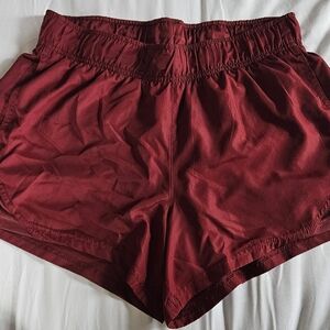 Women's Burgundy Red Athletic Shorts M (8-10)